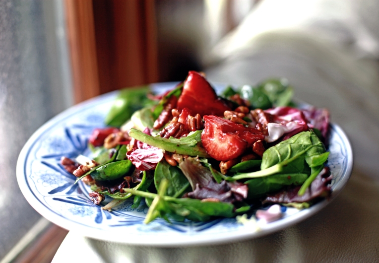 strawberry pecan salad - final